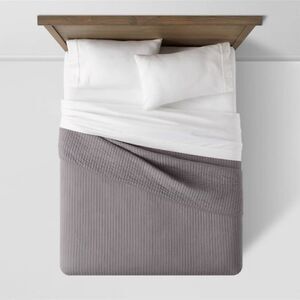Threshold Washed Santeen Bed Quilt Blanket